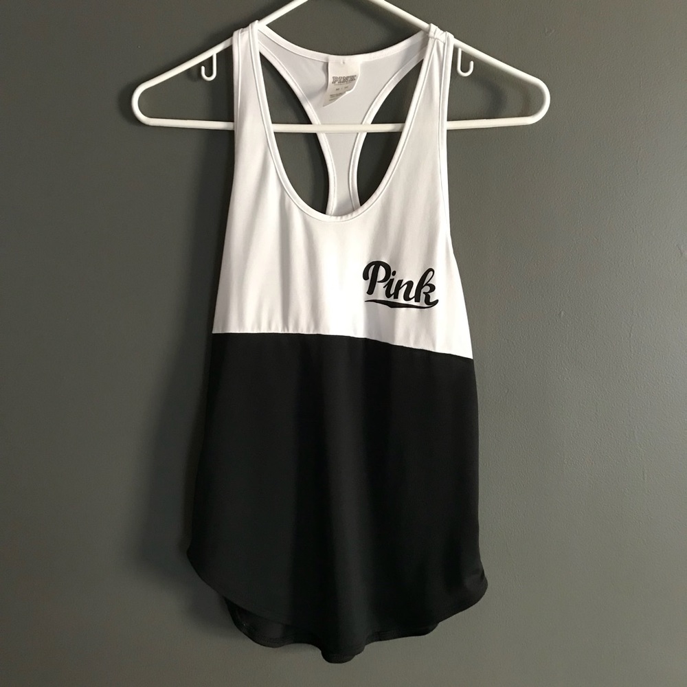 Vs pink tank